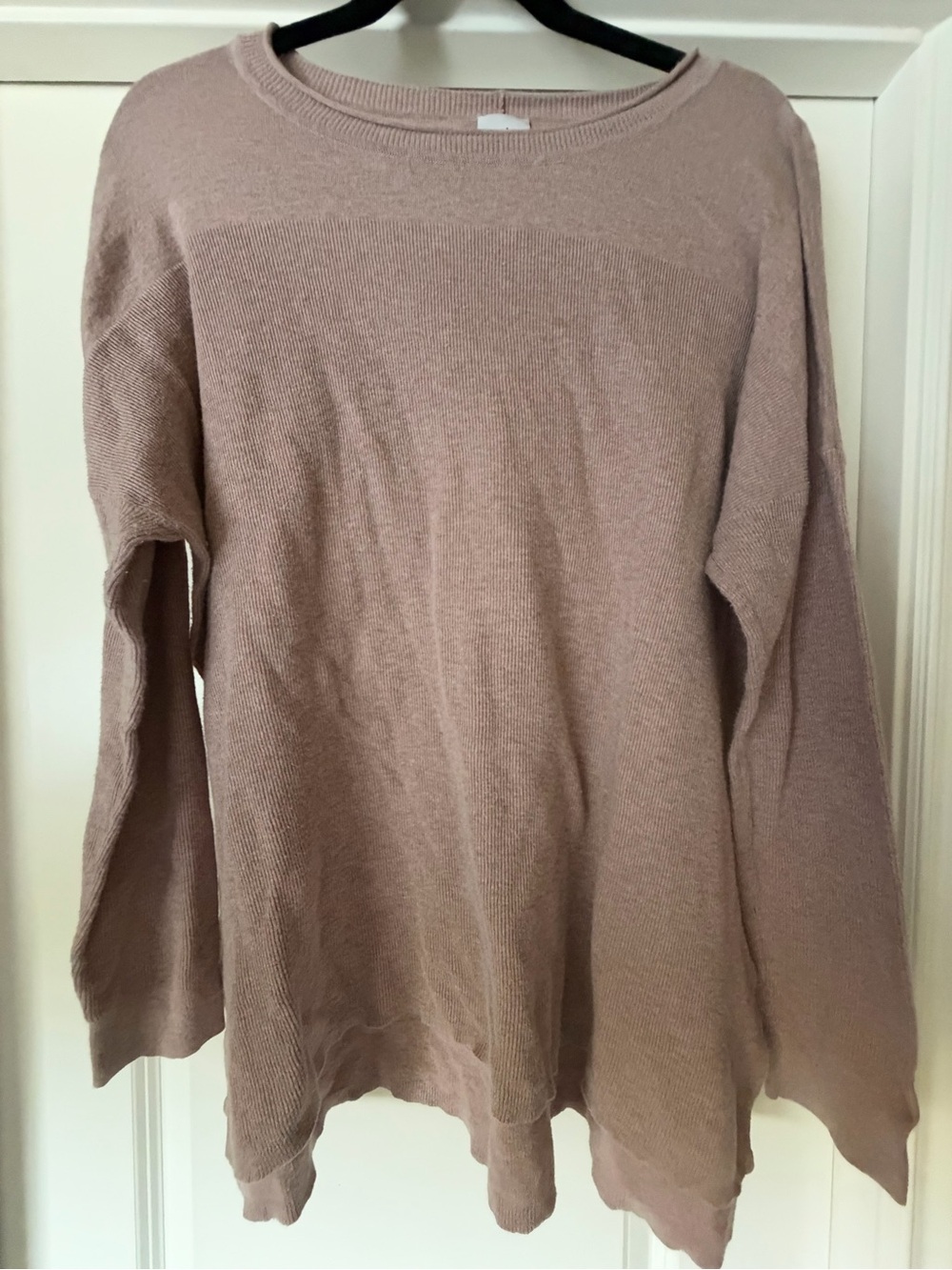 Women’s cabi sweater